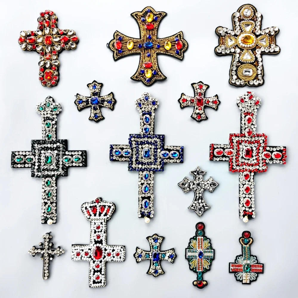 Embroidery Viewer - Haftowane krzyżyki z cekinami, aplikacje z