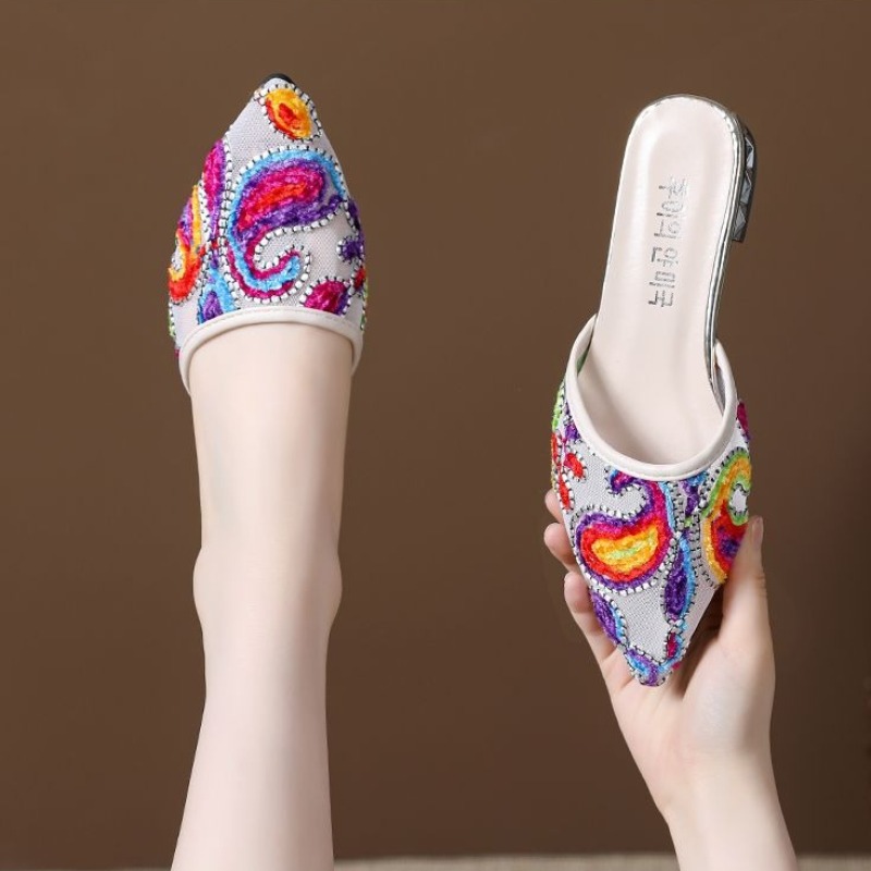 Etniczne Klapki Damskie z Ostr – Embroidery Print recenzja i cena