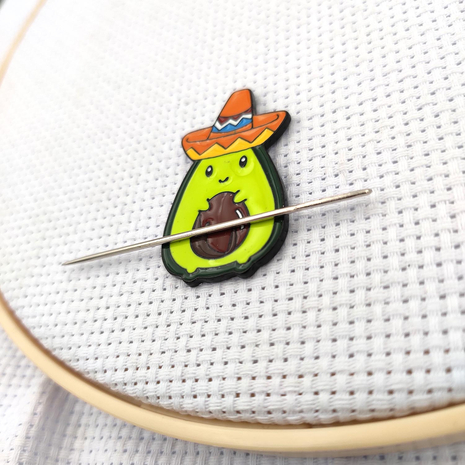 Magnetyczne igły do ściegu śli – Embroidery X Stitch recenzja i cena